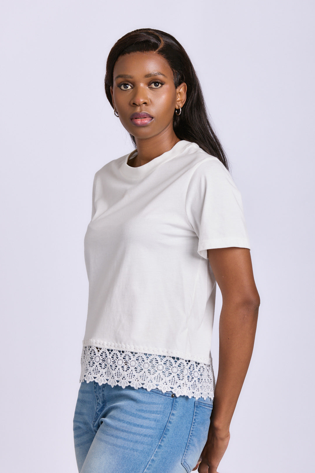 LADIES LACE HEM TEE