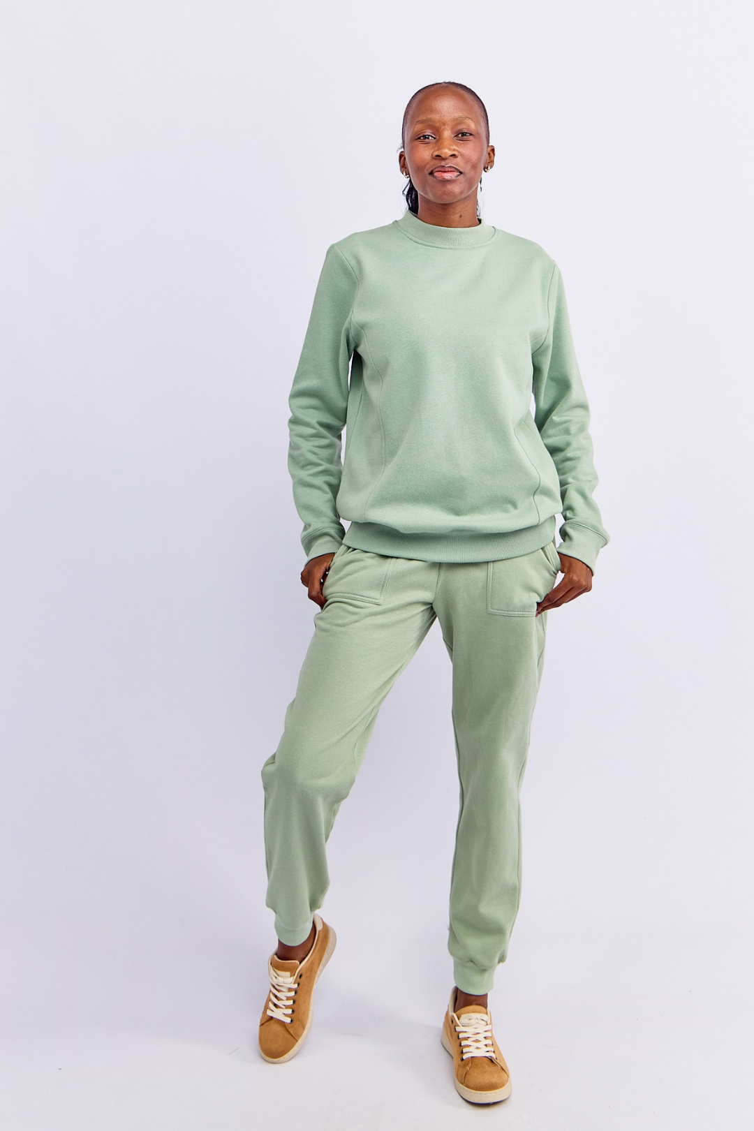 PATCH POCKET TRACKPANTS