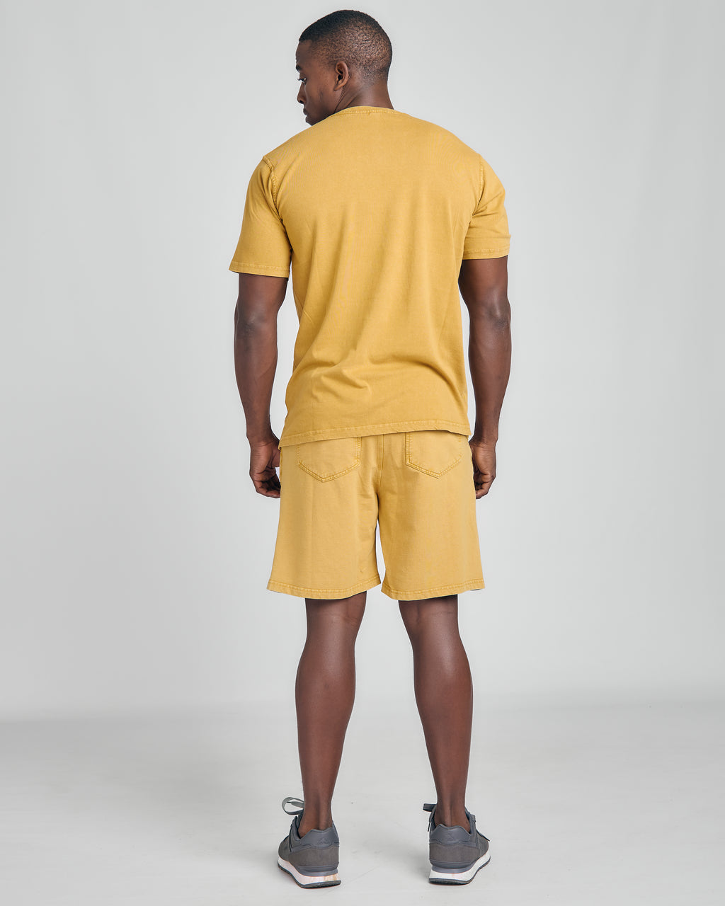 MENS PIGMENT SHORTS