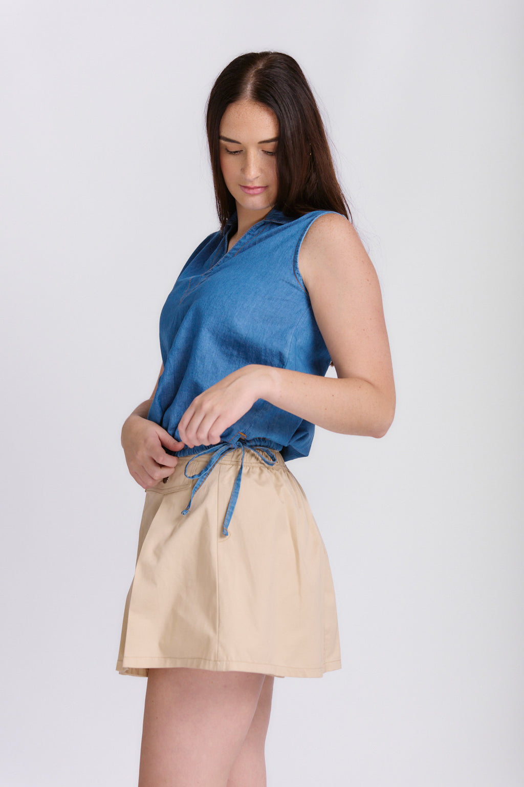 LADIES COLLARED TUNNEL TOP