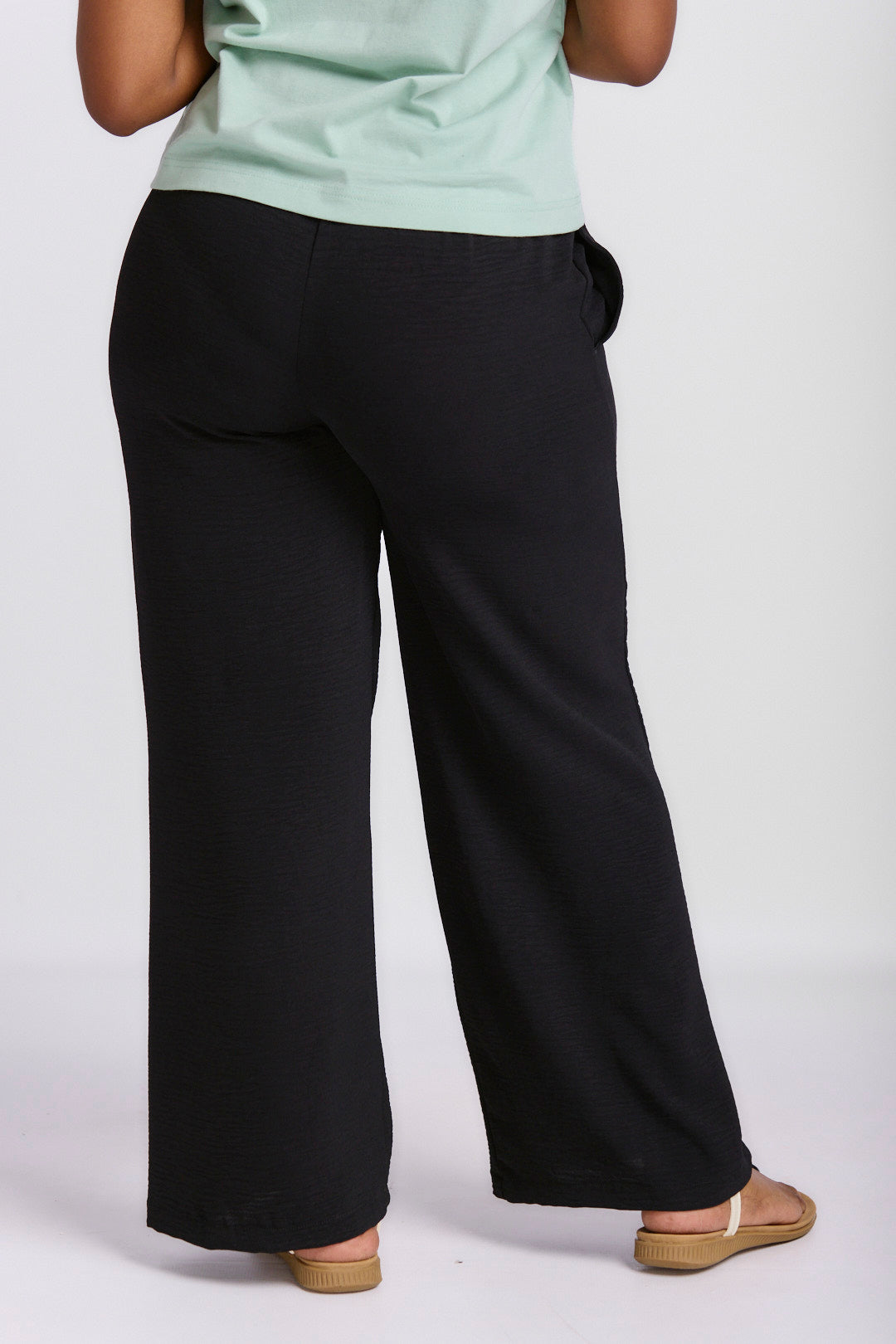 RELAXED STRAIGHT LEG LINEN PANTS