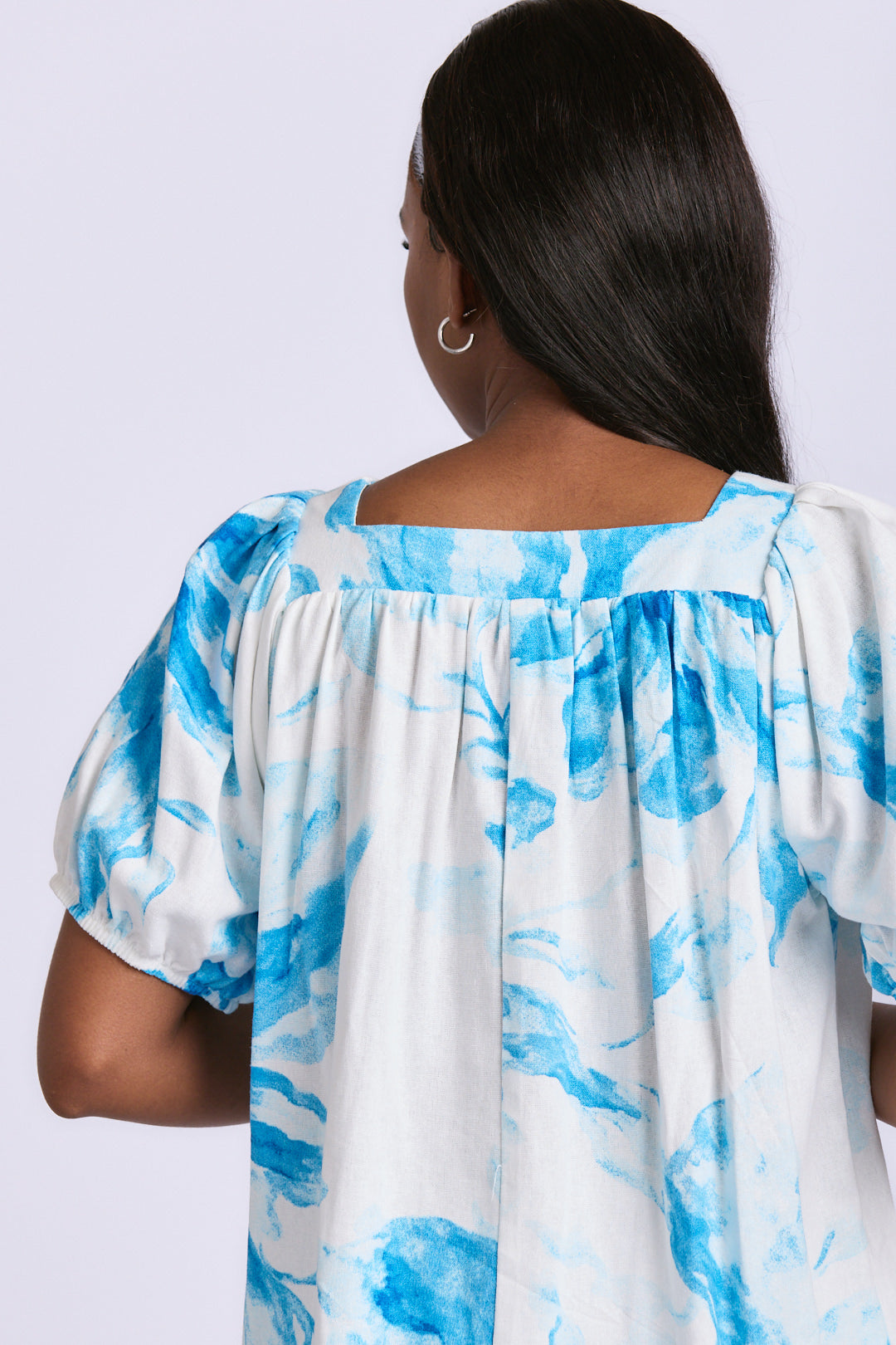SQUARE NECK BLOUSE