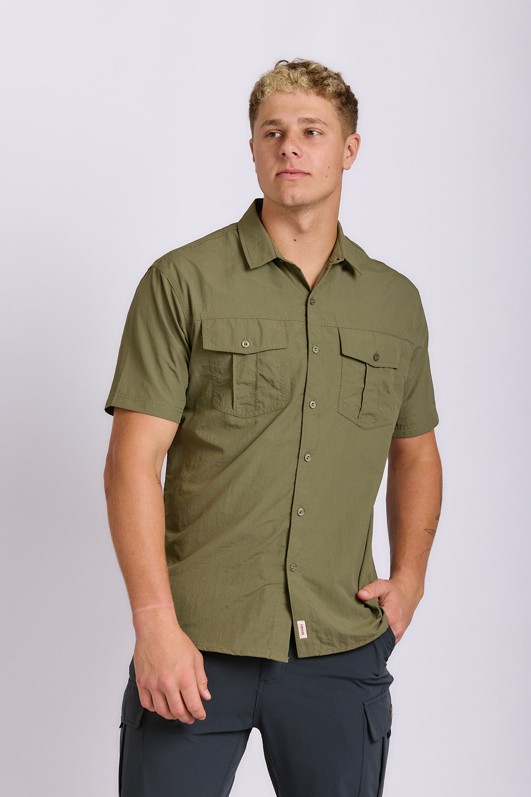 SHORT SLEEVE NYLON TECH SHIRT