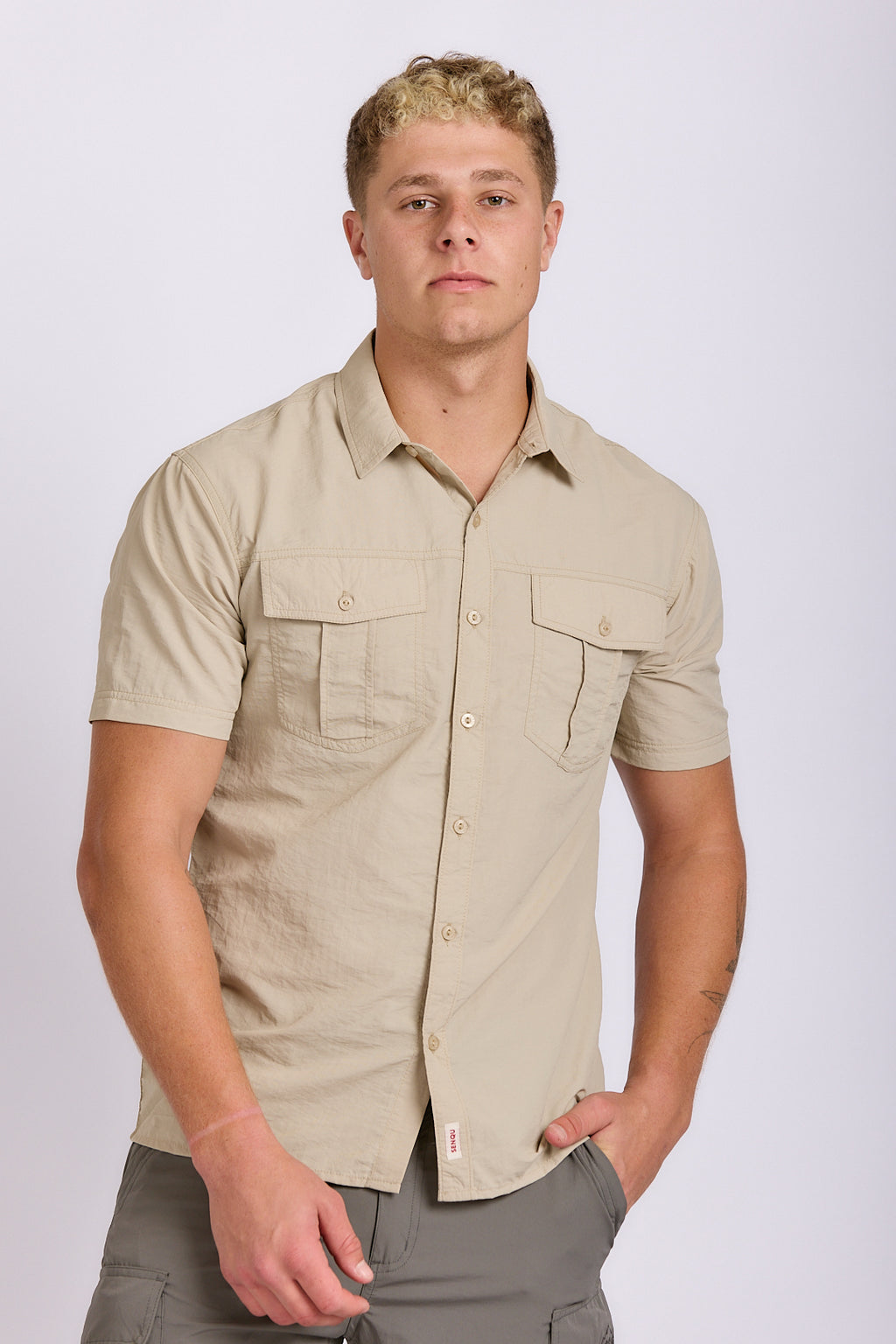 SHORT SLEEVE NYLON TECH SHIRT