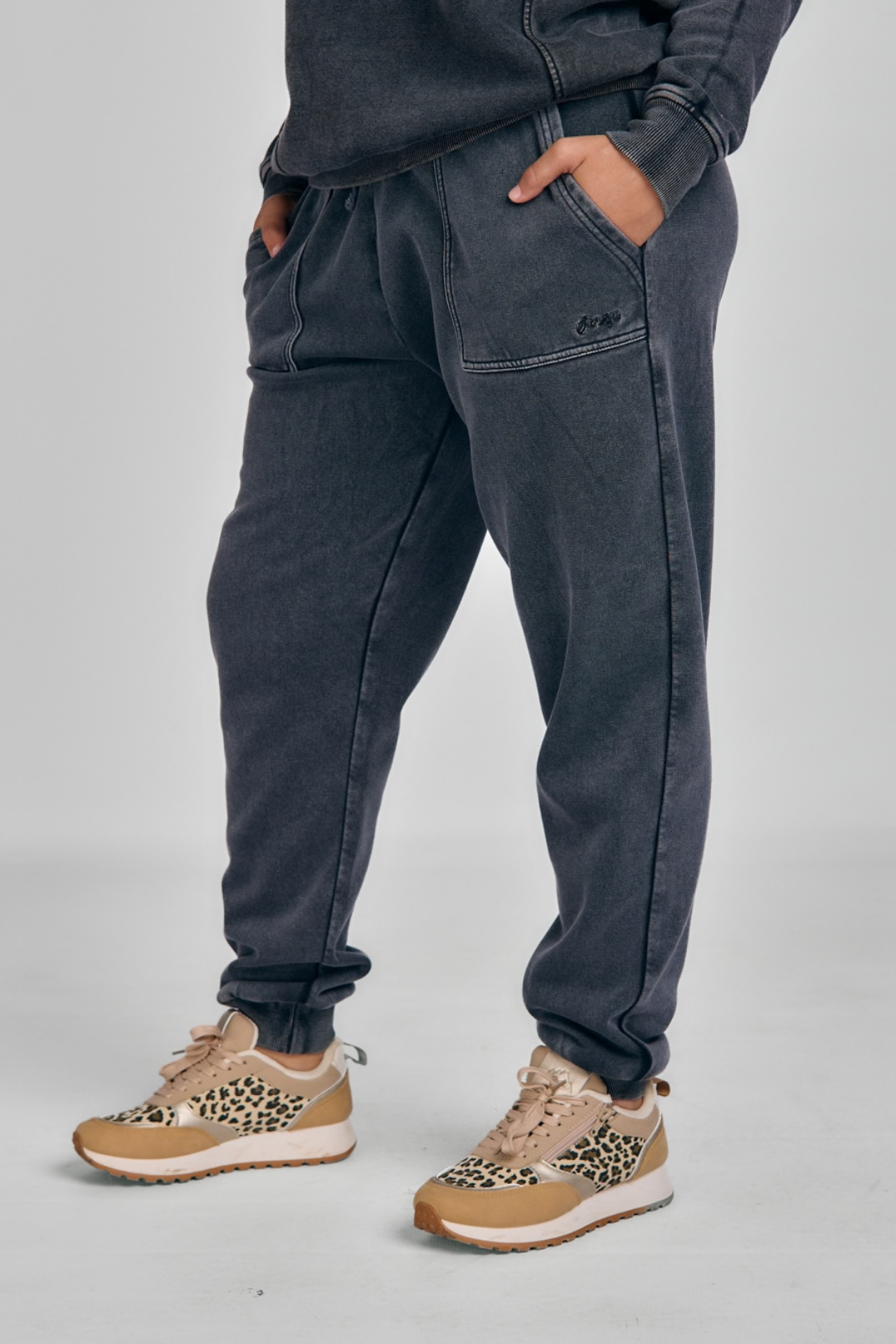 LADIES PIGMENT BRUSHED FLEECE TRACKPANTS