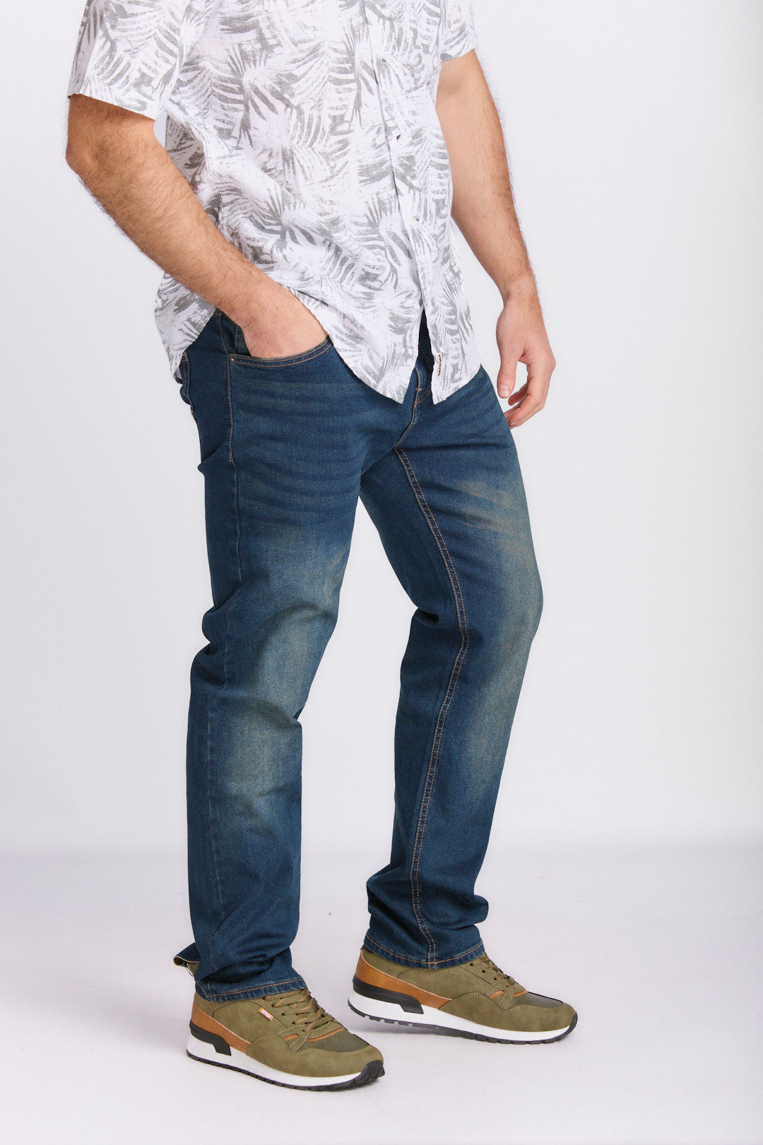 SLIM LEG STRETCH JEANS