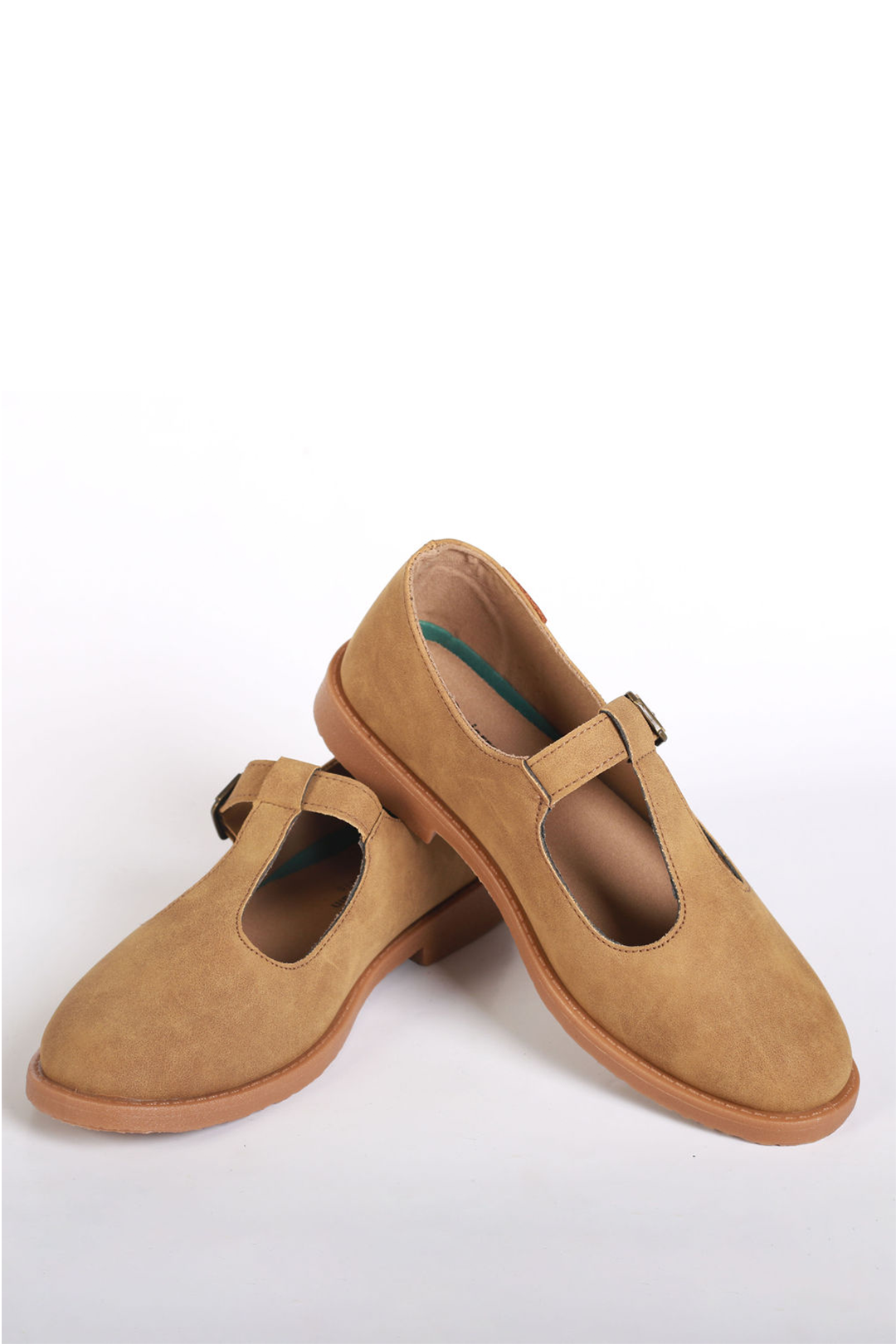 NUBUCK MARY T