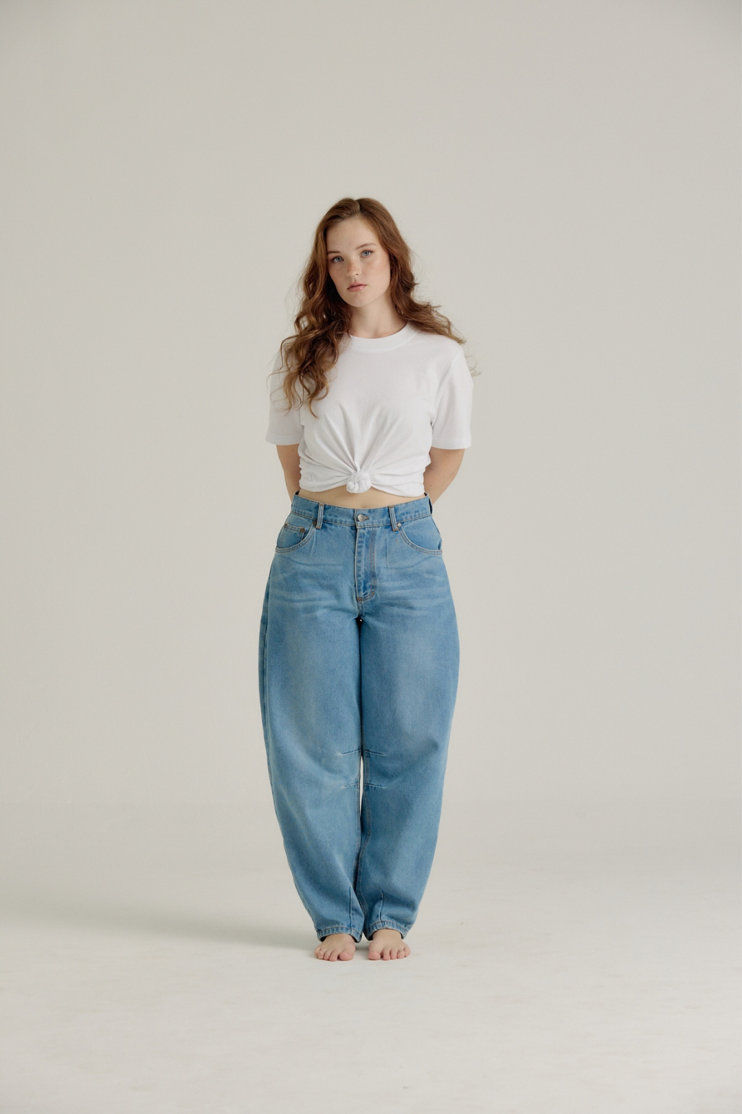 BARREL LEG DENIM JEANS