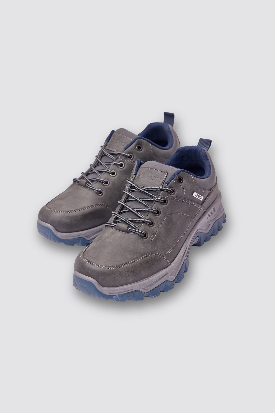 NUBUCK WITH NAVY CONTRAST