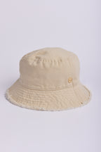 CANVAS BUCKET HAT WITH FRAYS