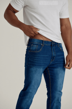 SLIM LEG STRETCH JEANS