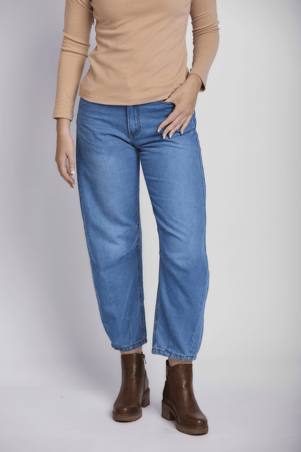 BARREL LEG DENIM JEANS
