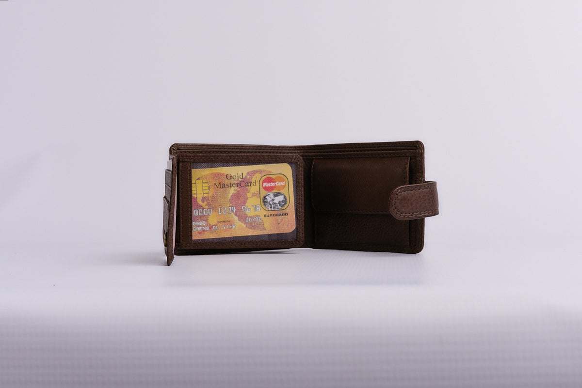 STUD CLIP WALLET