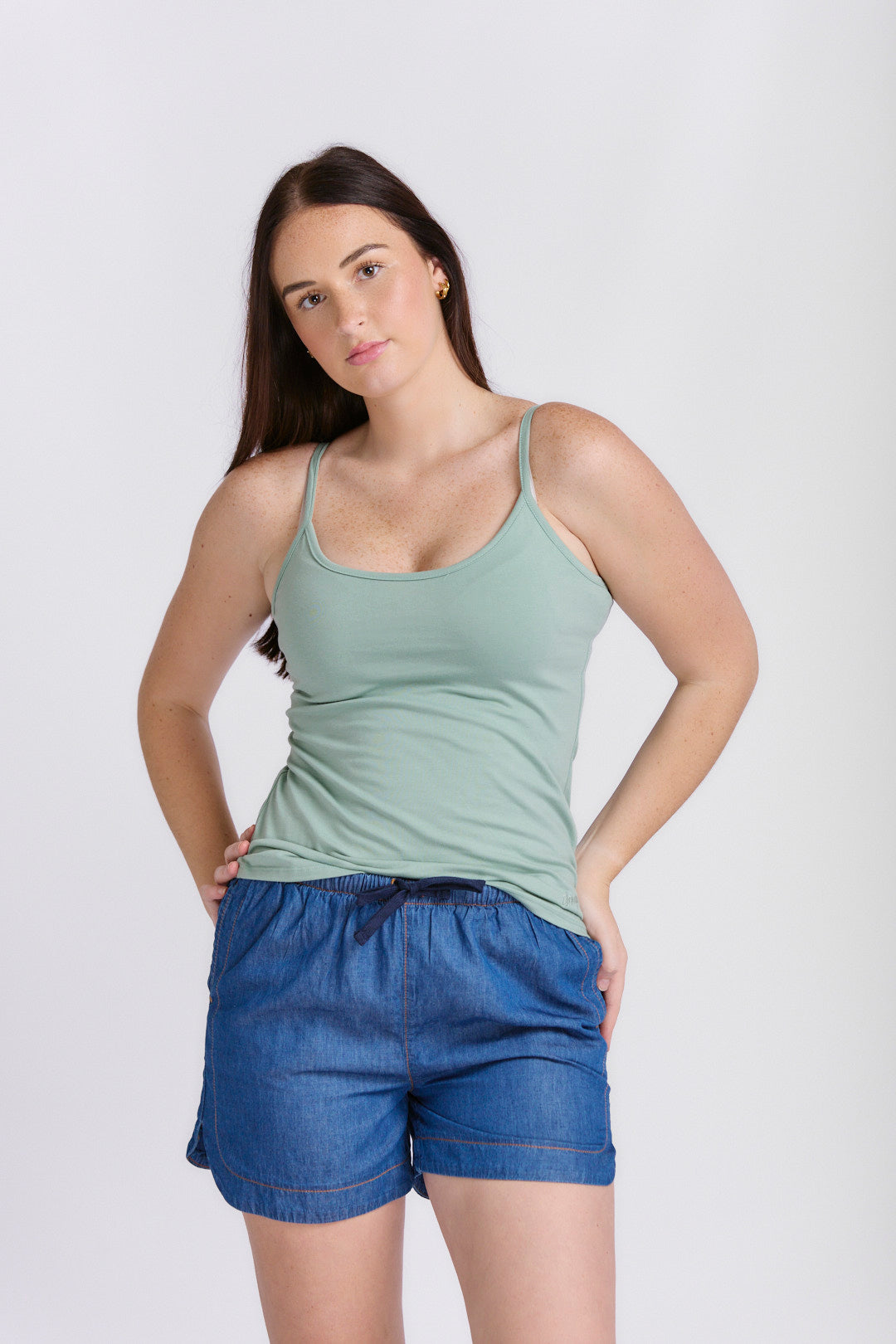 CURVED HEM CHAMBRAY SHORTS