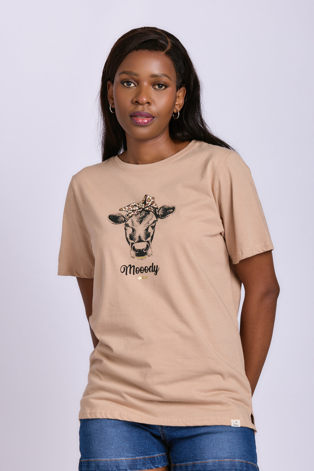 MOODY COW TEE