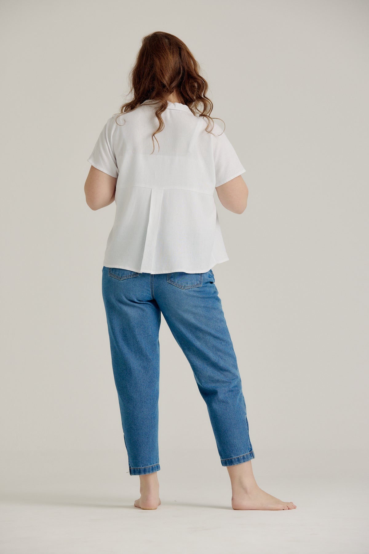 SLIM LEG ZIP JEANS