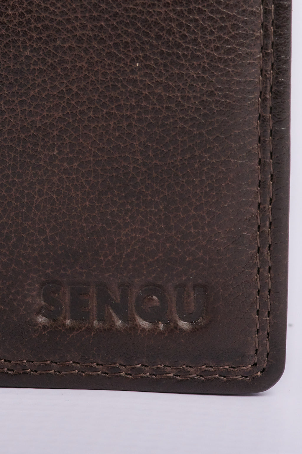 TEXTURED WALLET