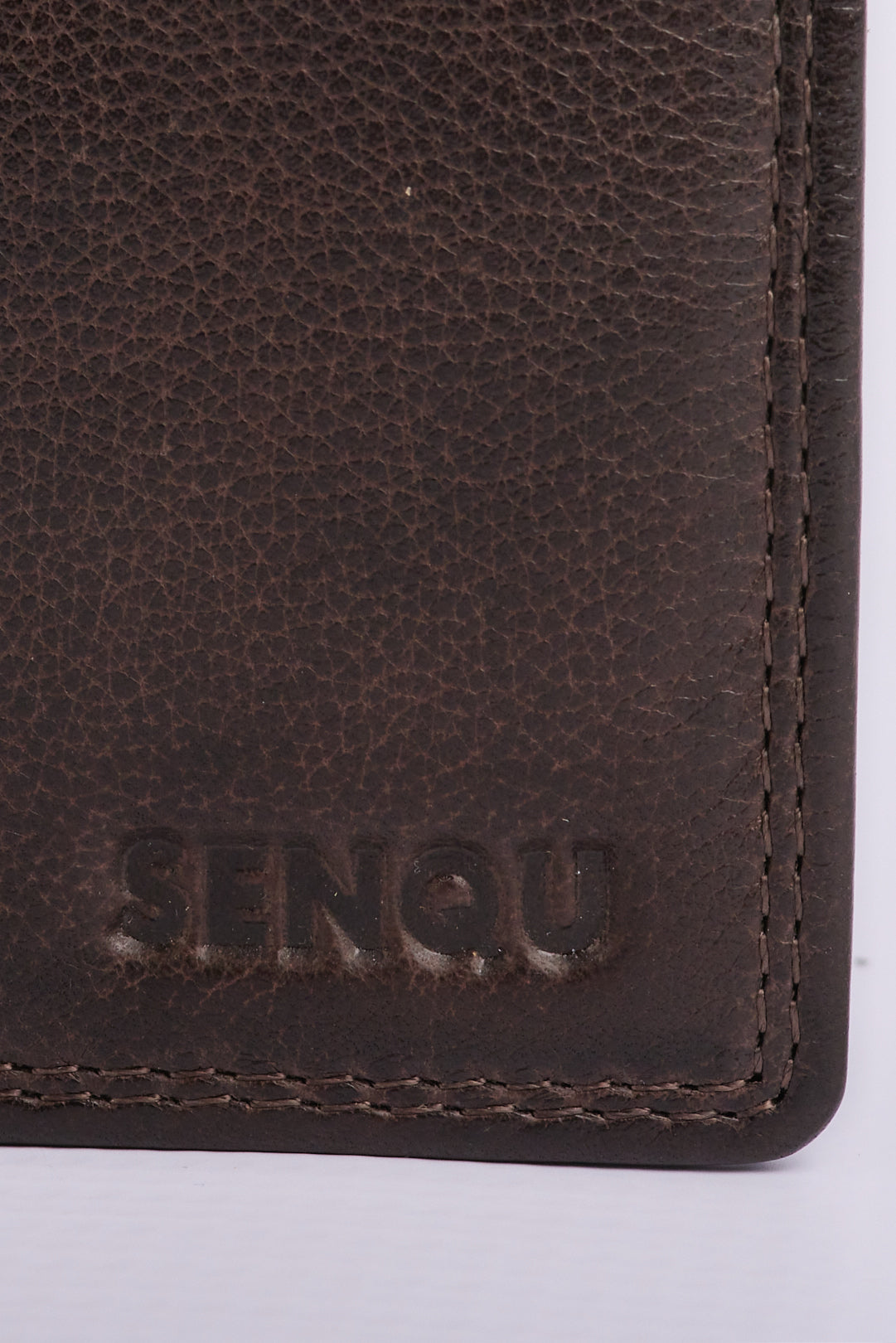TEXTURED WALLET
