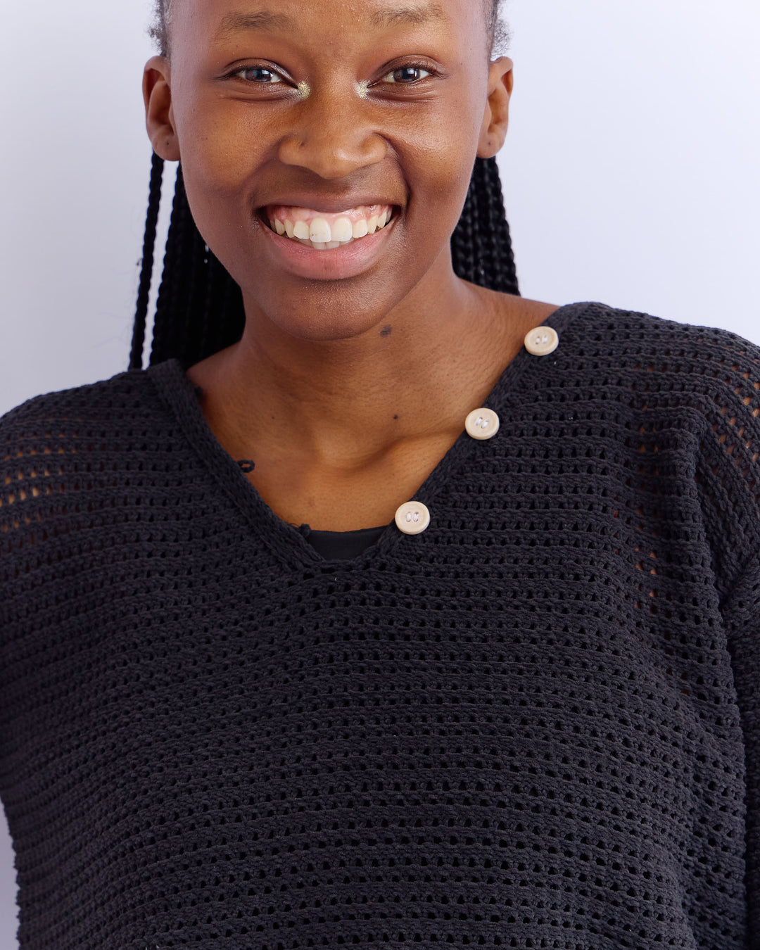 CROCHET V-NECK JERSEY - BLACK – SenquOnline