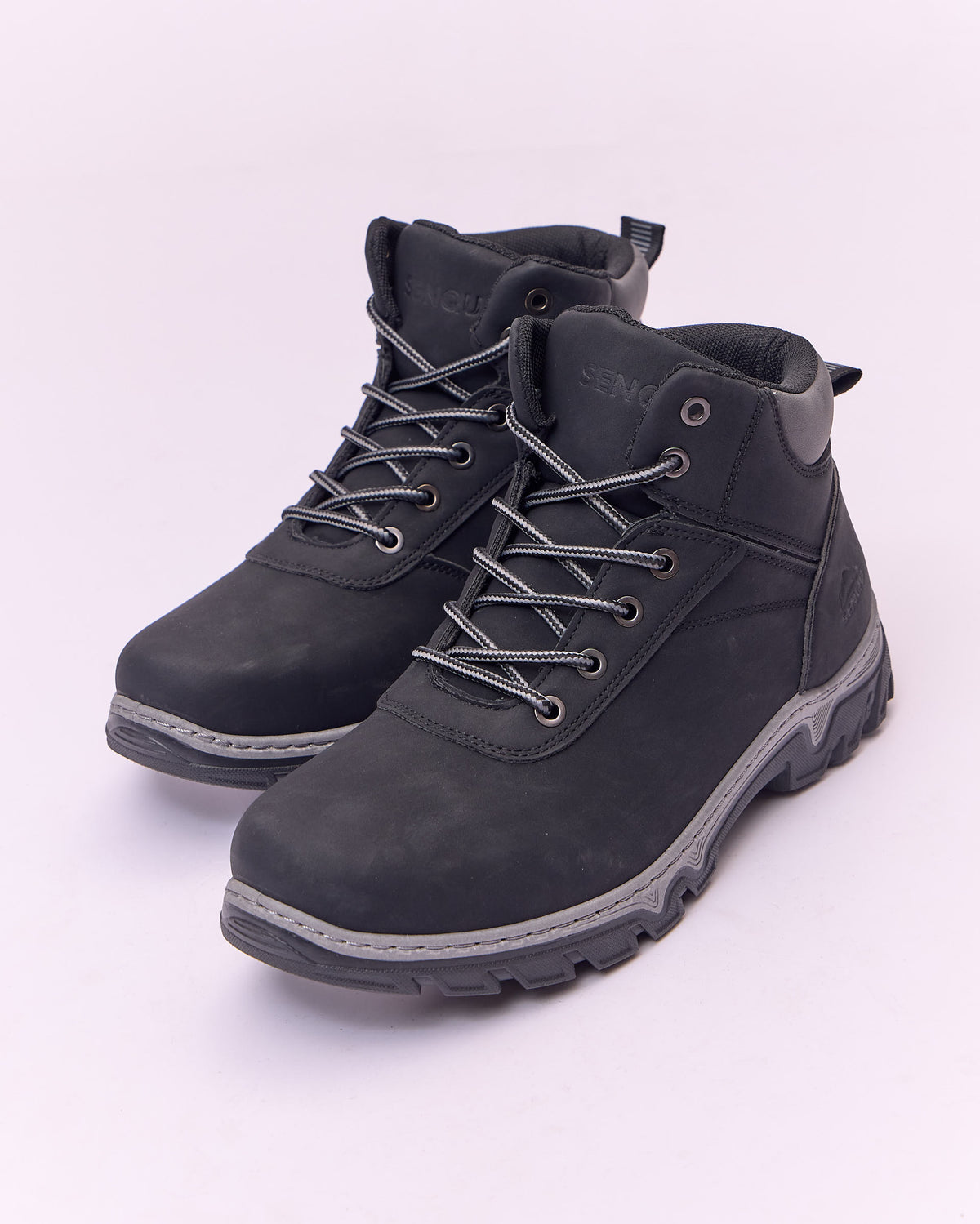 LACE UP BOOT
