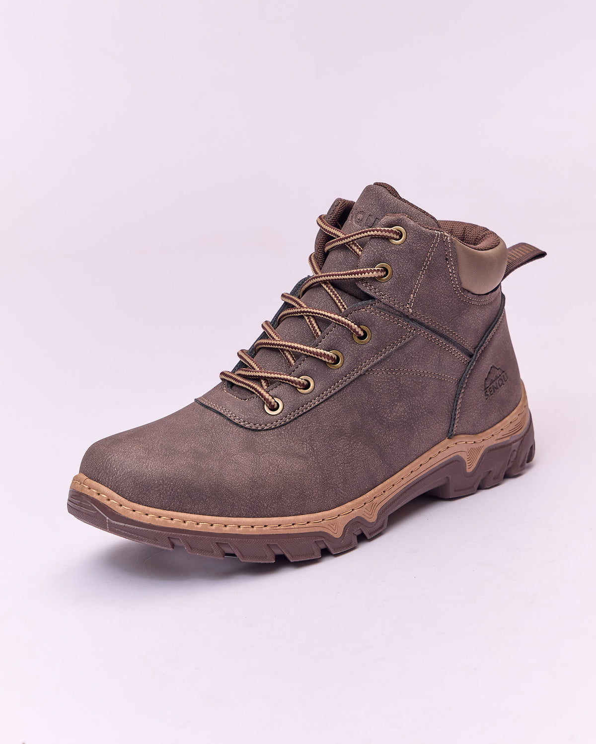 LACE UP BOOT